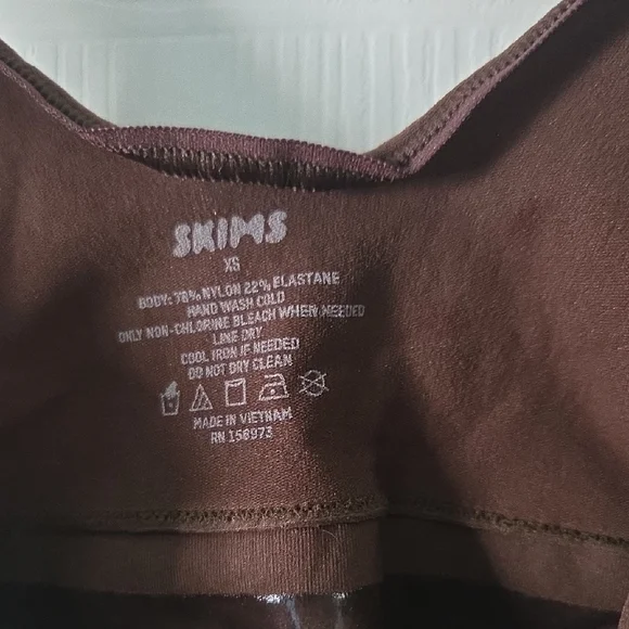 SKIMS Brown Bra - Picture 3 of 3